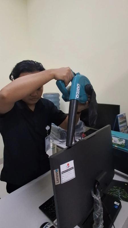 Kegiatan IT Support 6