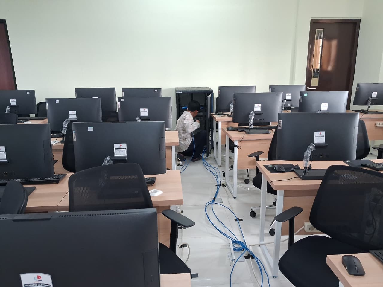 Kegiatan IT Support 9